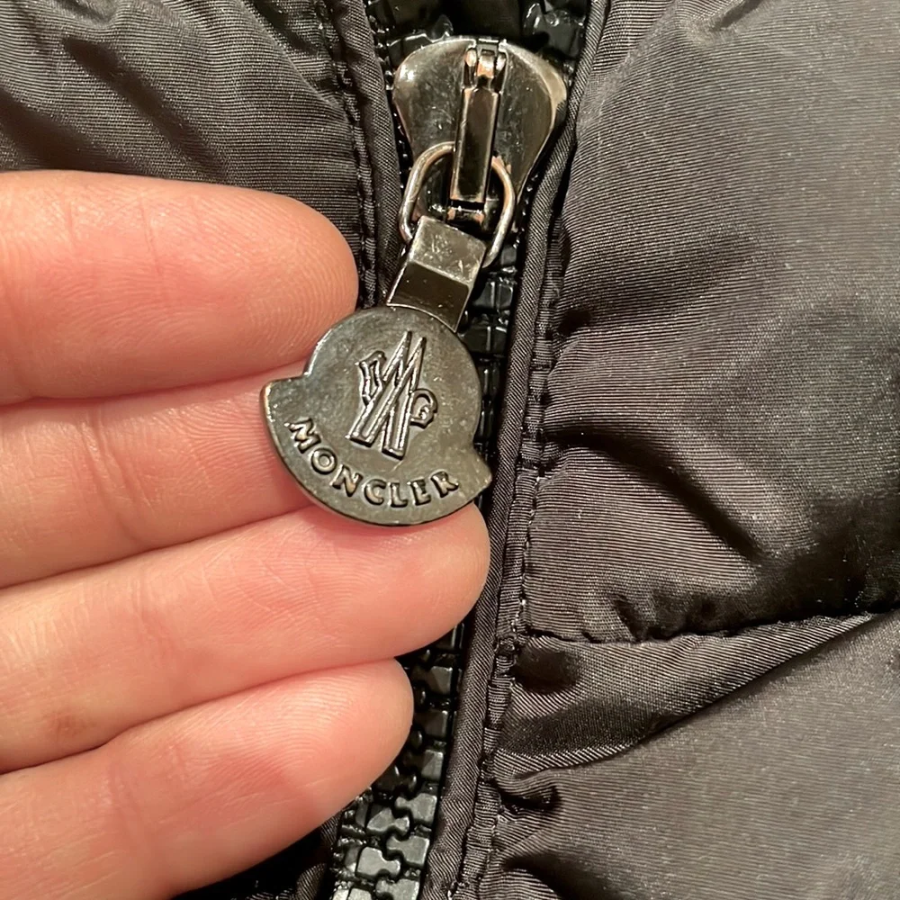 Moncler kids puffer jacket- 4 pockets - Picture 3 of 7